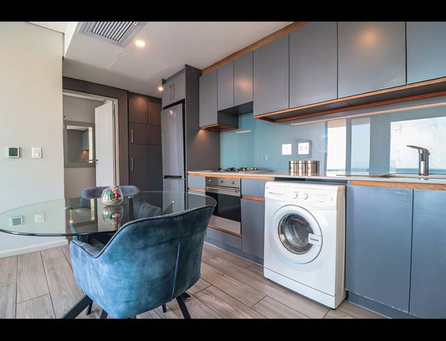 1 BEDROOM APARTMENT FOR SALE IN UMHLANGA RIDGE